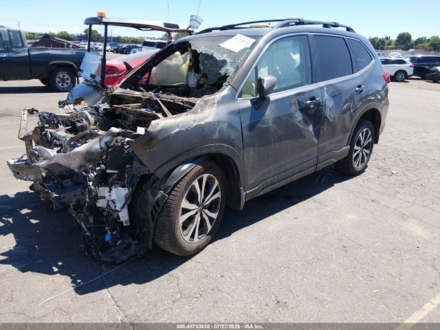 Subaru Forester Limited 2021 JF2SKAUC7MH579123 Image 2