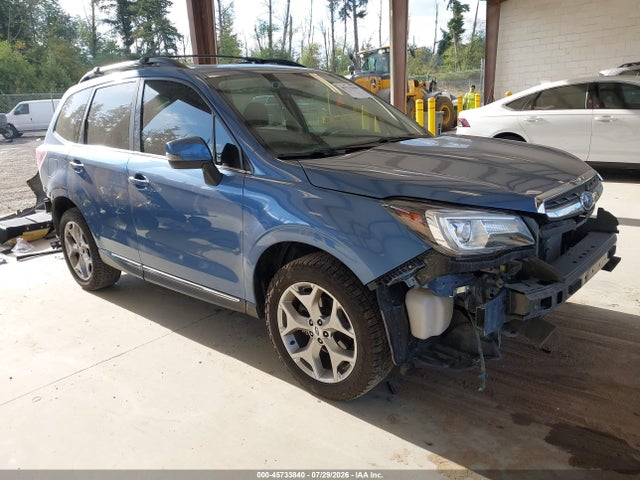 45733840 :رقم المزاد ، JF2SJAWC3JH482156 vin ، 2018 Subaru Forester 2.5i Touring مزاد بيع