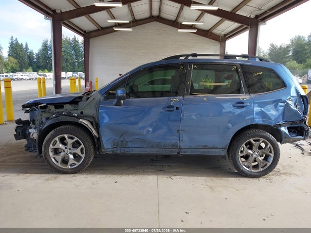 45733840 :رقم المزاد ، JF2SJAWC3JH482156 vin ، 2018 Subaru Forester 2.5i Touring مزاد بيع