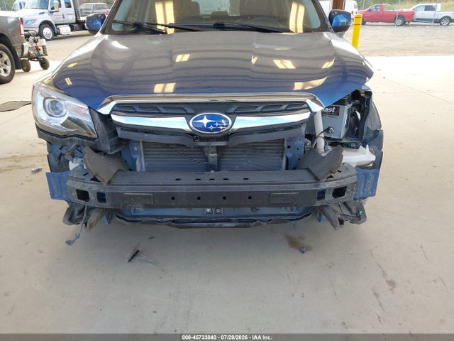 45733840 :رقم المزاد ، JF2SJAWC3JH482156 vin ، 2018 Subaru Forester 2.5i Touring مزاد بيع