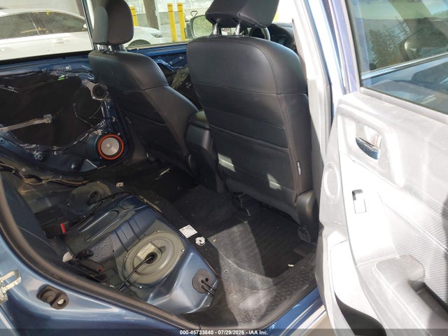 45733840 :رقم المزاد ، JF2SJAWC3JH482156 vin ، 2018 Subaru Forester 2.5i Touring مزاد بيع