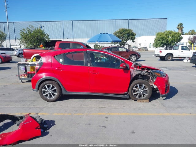 2018 Toyota Prius C One მანქანა იყიდება აუქციონზე, vin: JTDKDTB39J1602591, აუქციონის ნომერი: 45733880