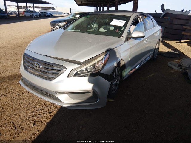 Hyundai Sonata Sport 2015 5NPE34AF5FH079930 Image 2