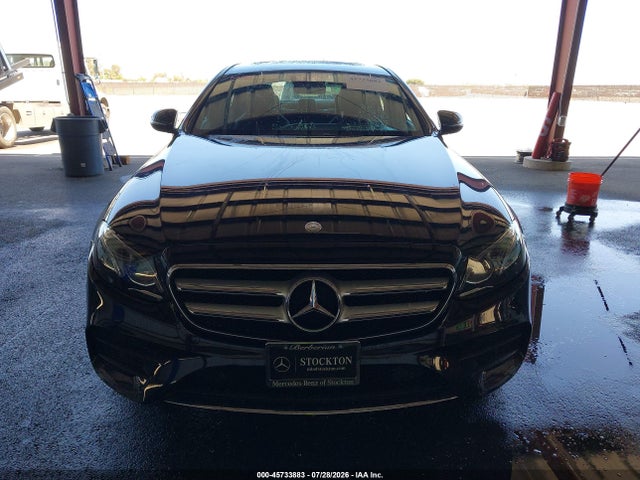 WDDZF4JB1HA202953 Mercedes-Benz E 300