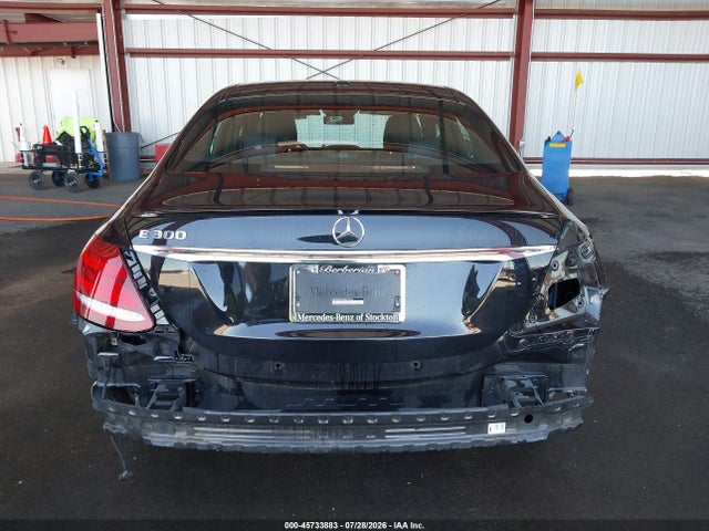 WDDZF4JB1HA202953 Mercedes-Benz E 300