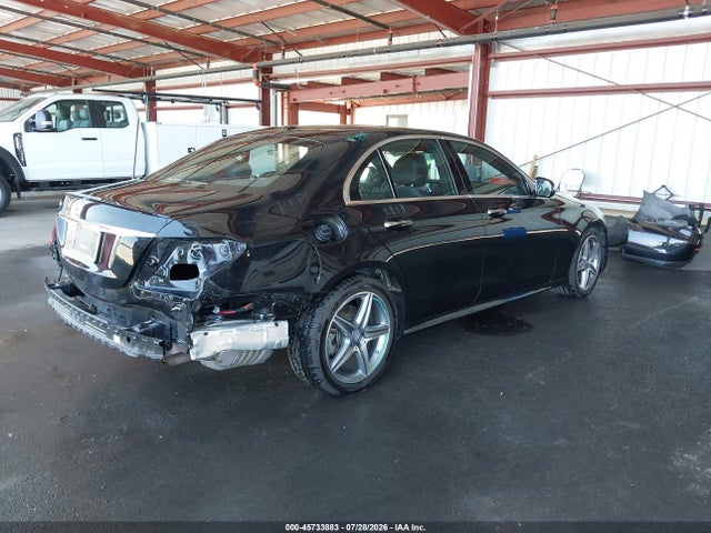 WDDZF4JB1HA202953 Mercedes-Benz E 300