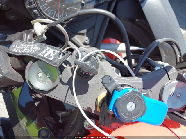 Suzuki GSX-R600 2022 JS1GN7FA4N7100328 Image 11
