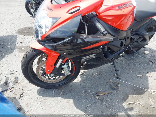 Suzuki GSX-R600 2022 JS1GN7FA4N7100328 Image 2