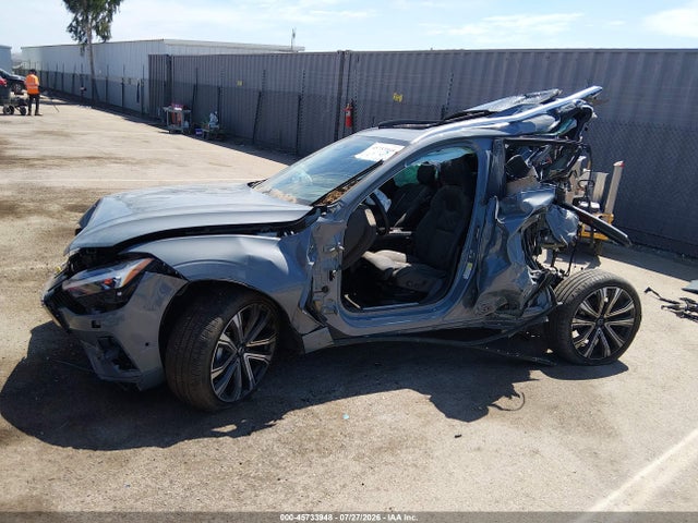 Продаж на аукціоні авто 2023 Volvo Xc60 B5 Ultimate Bright Theme, vin: YV4L12RA5P1368063, номер лоту: 45733948