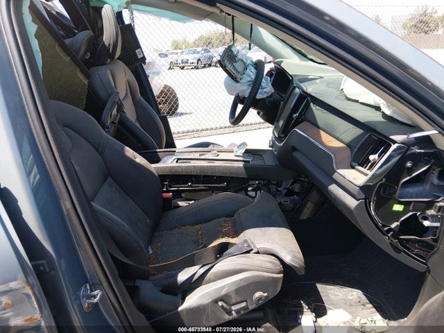 Продаж на аукціоні авто 2023 Volvo Xc60 B5 Ultimate Bright Theme, vin: YV4L12RA5P1368063, номер лоту: 45733948