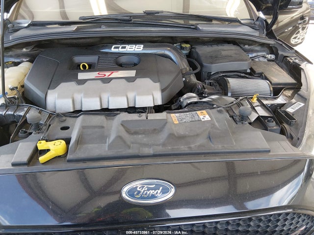 45733961 :رقم المزاد ، 1FADP3L96GL227586 vin ، 2016 Ford Focus St مزاد بيع