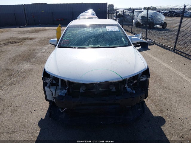 4T1BD1FK5EU136101 Toyota Camry Hybrid Le