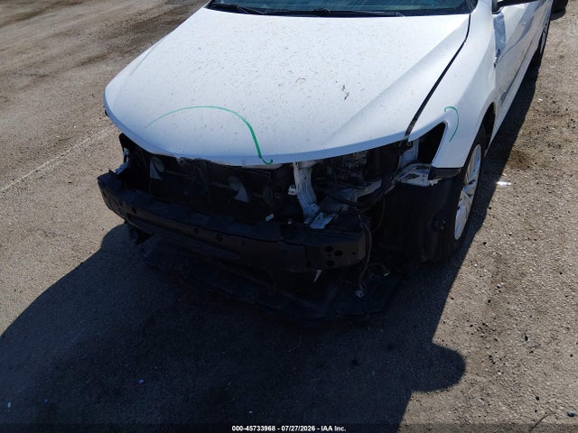 4T1BD1FK5EU136101 Toyota Camry Hybrid Le