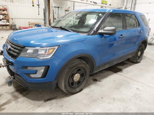 Ford Utility Police Interceptor 2017 1FM5K8AR5HGE15860 Image 2