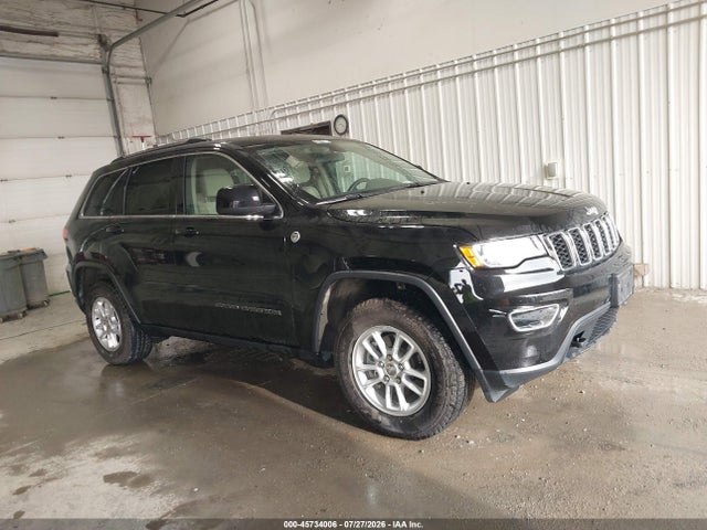 1C4RJFAG1KC782409 Jeep Grand Cherokee Laredo E 4x4