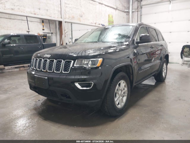1C4RJFAG1KC782409 Jeep Grand Cherokee Laredo E 4x4