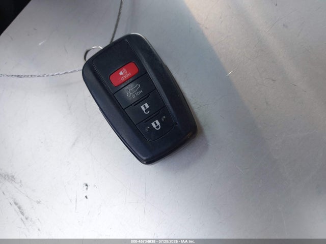 2T3A1RFV6NW249222 Toyota Rav4 Xle Premium