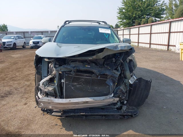 2T3A1RFV6NW249222 Toyota Rav4 Xle Premium