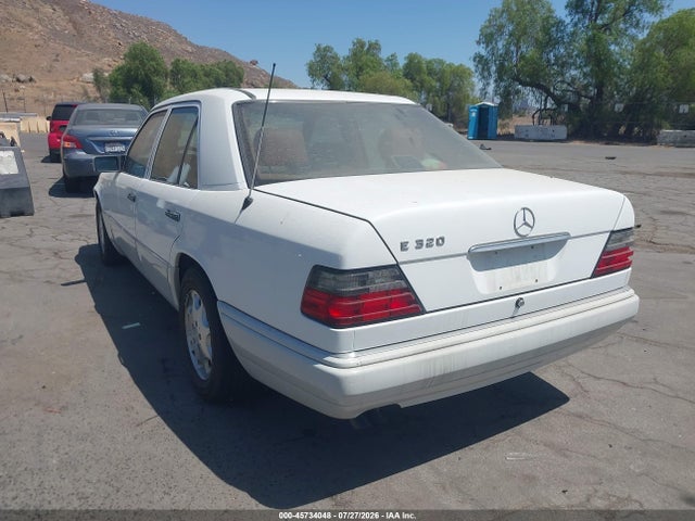 45734048 :رقم المزاد ، WDBEA32E1SC187259 vin ، 1995 Mercedes-benz E 320 Base/320 Special مزاد بيع