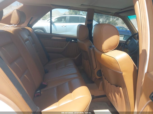 45734048 :رقم المزاد ، WDBEA32E1SC187259 vin ، 1995 Mercedes-benz E 320 Base/320 Special مزاد بيع
