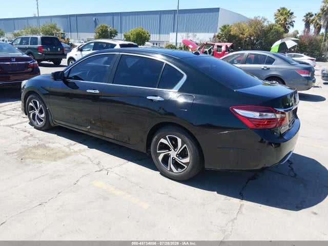 Honda ACCORD EX 2017 1HGCR2F04HA014397 Image 3