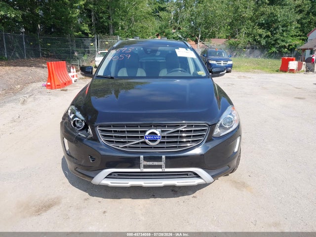Продажа на аукционе авто 2017 Volvo Xc60 T6 Dynamic, vin: YV449MRR8H2012524, номер лота: 45734059
