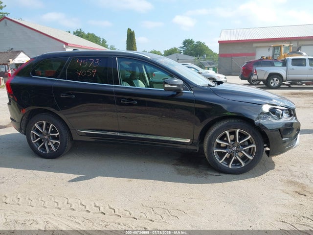 Продажа на аукционе авто 2017 Volvo Xc60 T6 Dynamic, vin: YV449MRR8H2012524, номер лота: 45734059