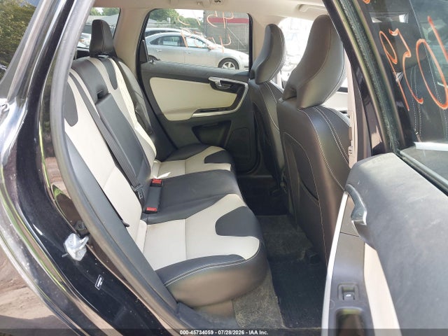 Продажа на аукционе авто 2017 Volvo Xc60 T6 Dynamic, vin: YV449MRR8H2012524, номер лота: 45734059