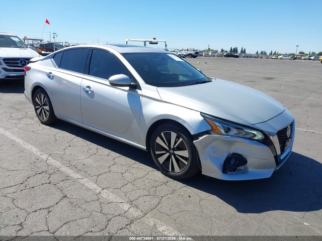 2019 1N4BL4EV3KC164099 main image