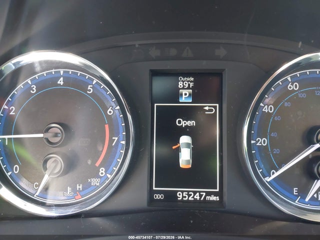 Toyota Corolla Xle 2018 5YFBURHE2JP846932 Image 15