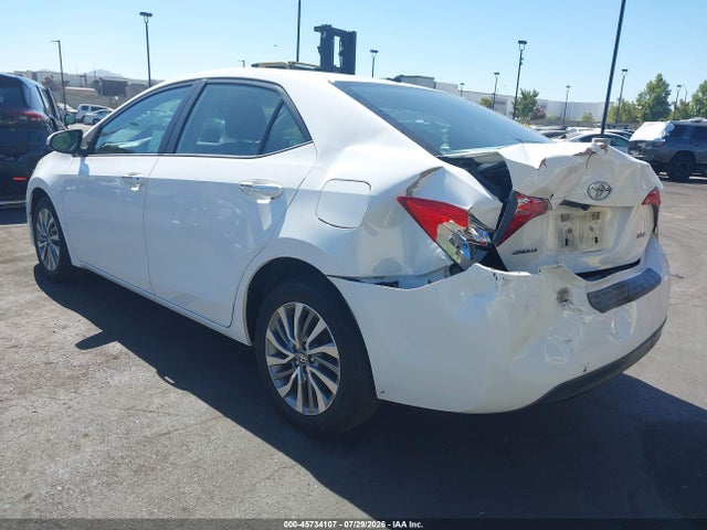 Toyota Corolla Xle 2018 5YFBURHE2JP846932 Image 3