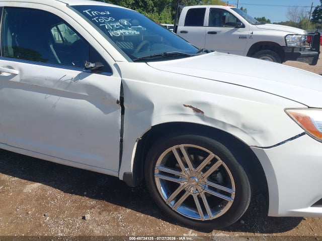 45734125 :رقم المزاد ، 1C3CCBAB3CN104803 vin ، 2012 Chrysler 200 Lx مزاد بيع