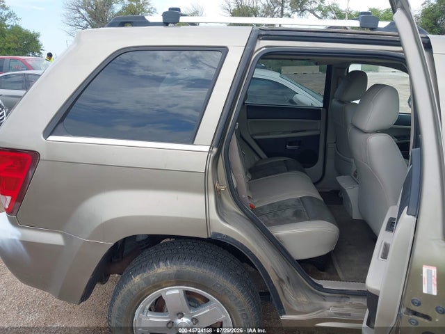 2006 Jeep Grand Cherokee Overland მანქანა იყიდება აუქციონზე, vin: 1J8HR68286C220021, აუქციონის ნომერი: 45734158
