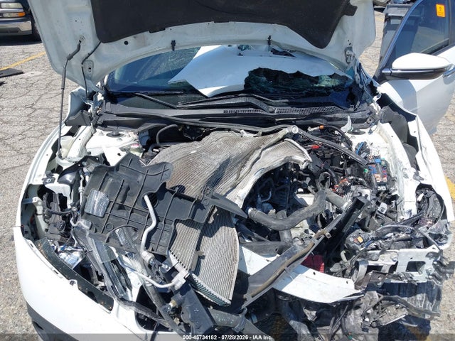 Honda Civic Touring 2018 JHMFC1F94JX014410 Image 10