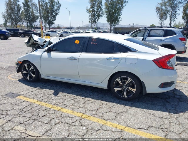 Honda Civic Touring 2018 JHMFC1F94JX014410 Image 17