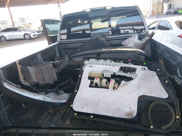 1N6AA1E61HN501172 Nissan TITAN SV
