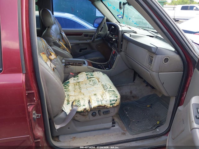 Продаж на аукціоні авто 2002 Cadillac Escalade Standard, vin: 1GYEC63TX2R121133, номер лоту: 45734254