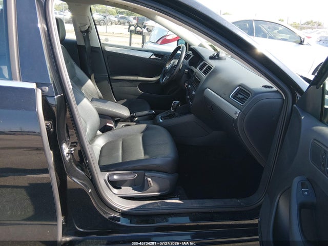 2013 Volkswagen Jetta 2.5l Se მანქანა იყიდება აუქციონზე, vin: 3VWDP7AJ5DM419197, აუქციონის ნომერი: 45734281