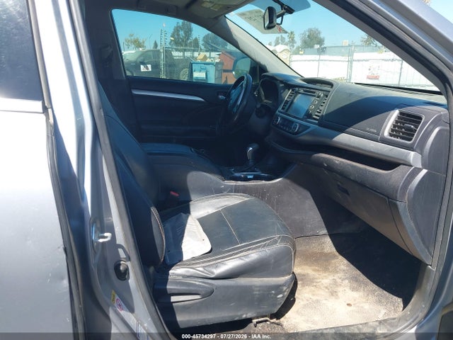 5TDJKRFH1FS117656 Toyota Highlander Xle V6