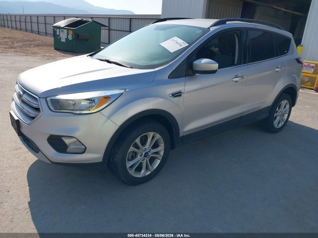 Ford ESCAPE SE 2018 1FMCU9GDXJUC88601 Image 2