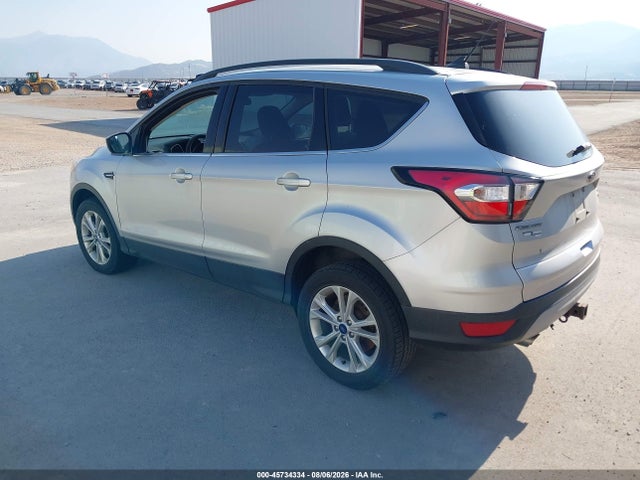 Ford ESCAPE SE 2018 1FMCU9GDXJUC88601 Image 3
