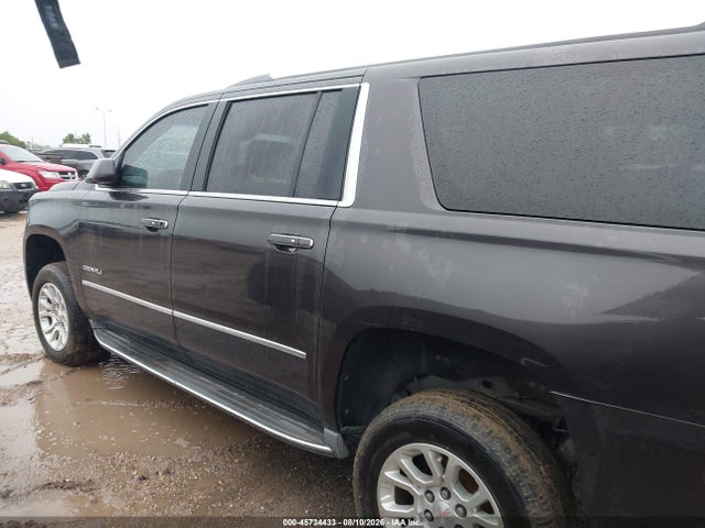 2015 Gmc Yukon Xl 1500 Denali მანქანა იყიდება აუქციონზე, vin: 1GKS2JKJ6FR303257, აუქციონის ნომერი: 45734433