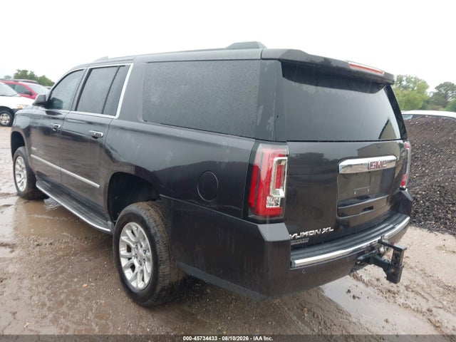 2015 Gmc Yukon Xl 1500 Denali მანქანა იყიდება აუქციონზე, vin: 1GKS2JKJ6FR303257, აუქციონის ნომერი: 45734433