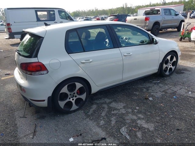 2011 Volkswagen Gti 4-door მანქანა იყიდება აუქციონზე, vin: WVWHV7AJ9BW053848, აუქციონის ნომერი: 45734469