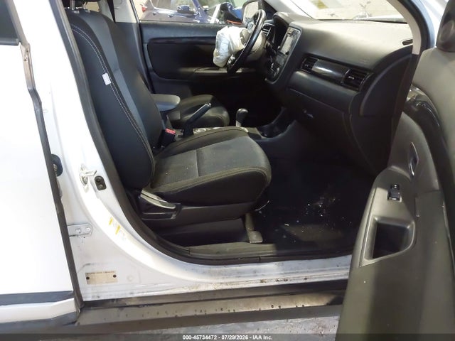 Mitsubishi Outlander Se 2016 JA4AZ3A31GZ001694 Image 5