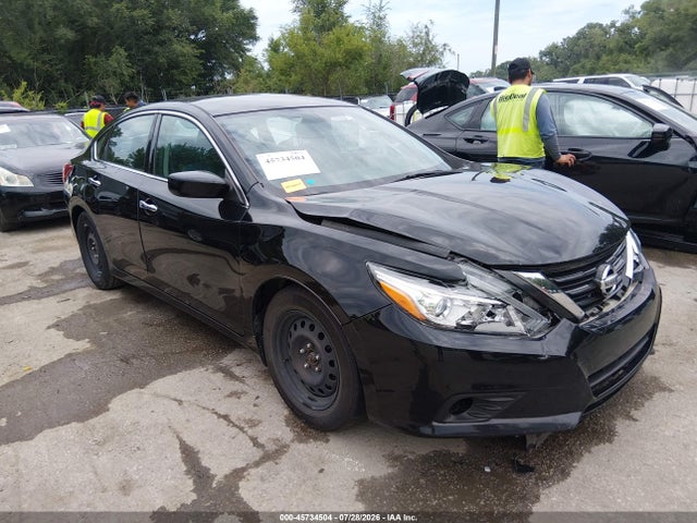 2017 Nissan Altima 2.5 S მანქანა იყიდება აუქციონზე, vin: 1N4AL3AP2HN353482, აუქციონის ნომერი: 45734504