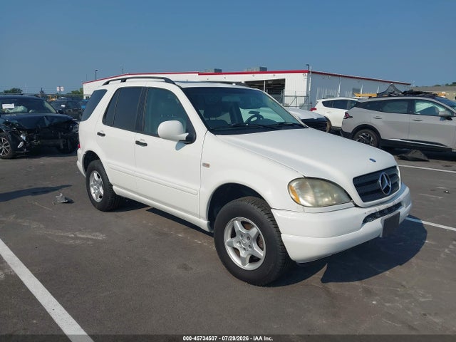 Auction sale of the 2000 Mercedes-benz Ml 320, vin: 4JGAB54E4YA205369, lot number: 45734507