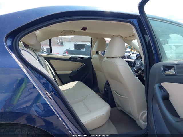 45734539 :رقم المزاد ، 3VWDZ7AJ3BM055918 vin ، 2011 Volkswagen Jetta 2.5l Se مزاد بيع