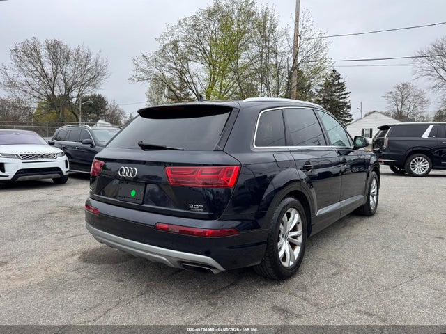 Продажа на аукционе авто 2017 Audi Q7 3.0t Premium, vin: WA1LAAF7XHD031470, номер лота: 45734540