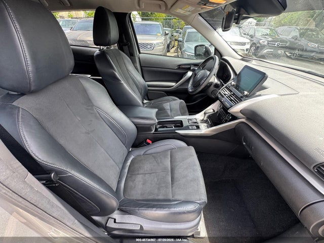 Продаж на аукціоні авто 2022 Mitsubishi Eclipse Cross Se S-awc/se Special Edition S-awc/sel S-awc/sel Special Edition S-awc, vin: JA4ATWAA6NZ000877, номер лоту: 45734567